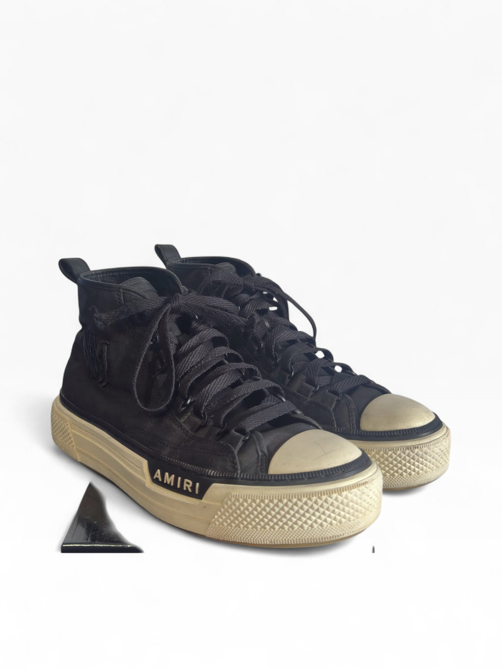 Tenis Amiri